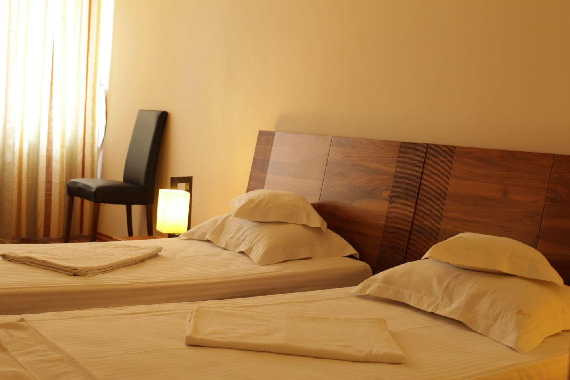 Anthimos Hotel Baile Felix Bagian luar foto